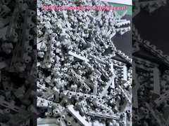 Проверка 100% глаз увеличительным стеклом